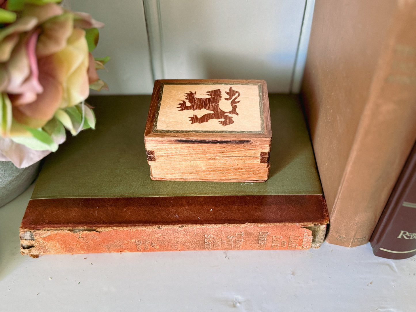 Handmade Inlaid Dragon Box