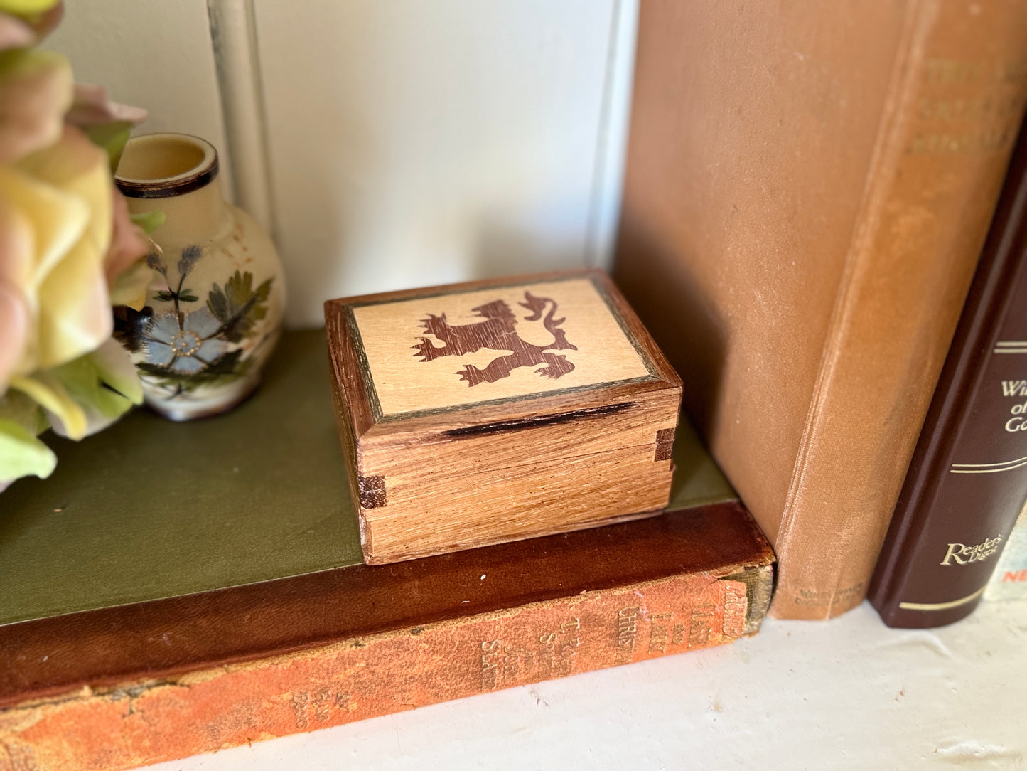 Handmade Inlaid Dragon Box